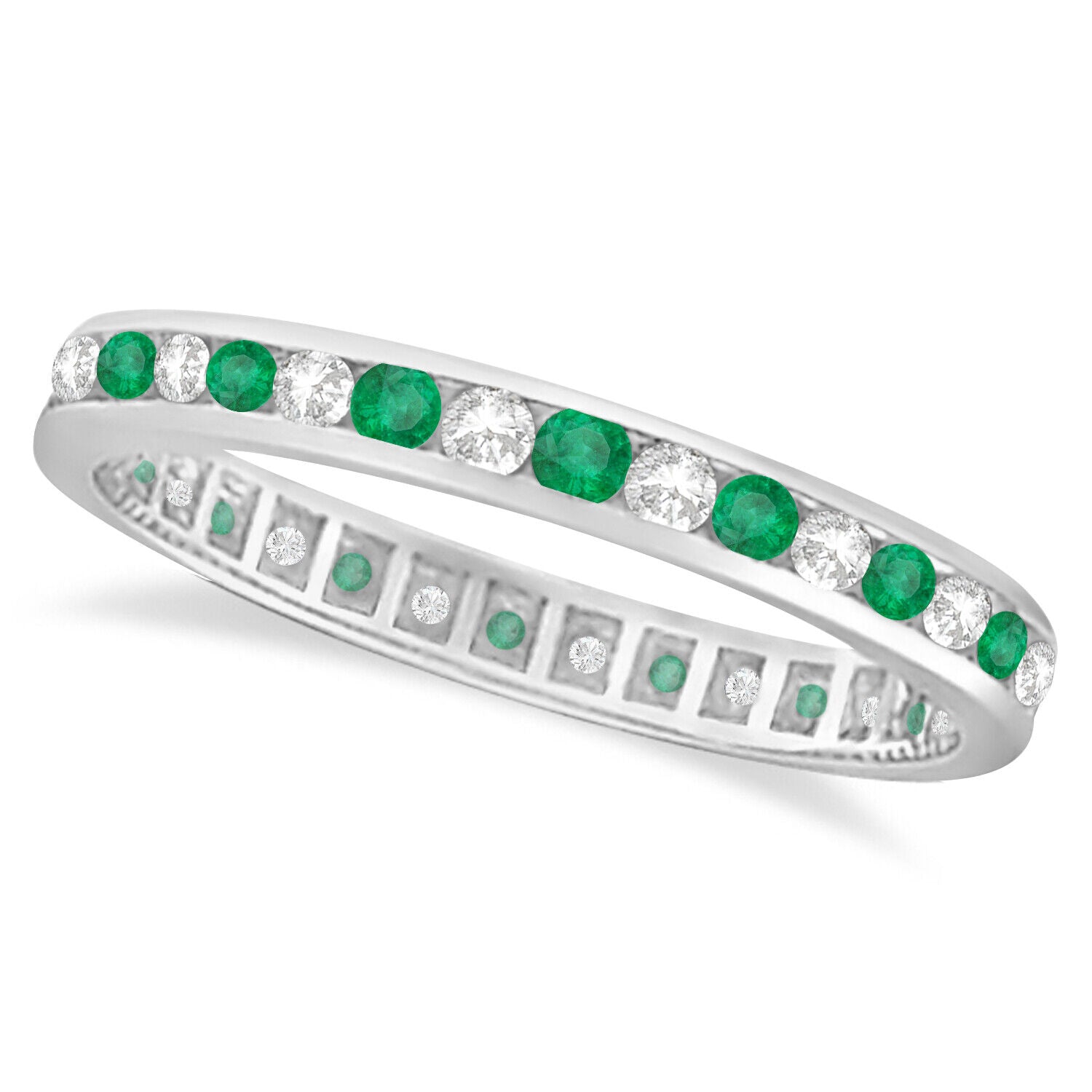 Stunning Emerald Diamond Ring for New York connoisseurs by Davizi Jewels